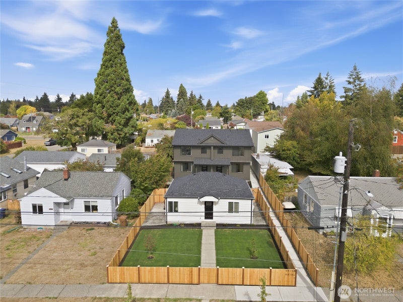 4415 N 14th Street