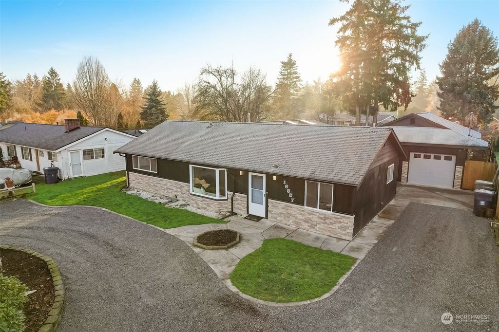 Photo of 16827 126th Place SE, Renton, WA 98058 (MLS # 2185100)