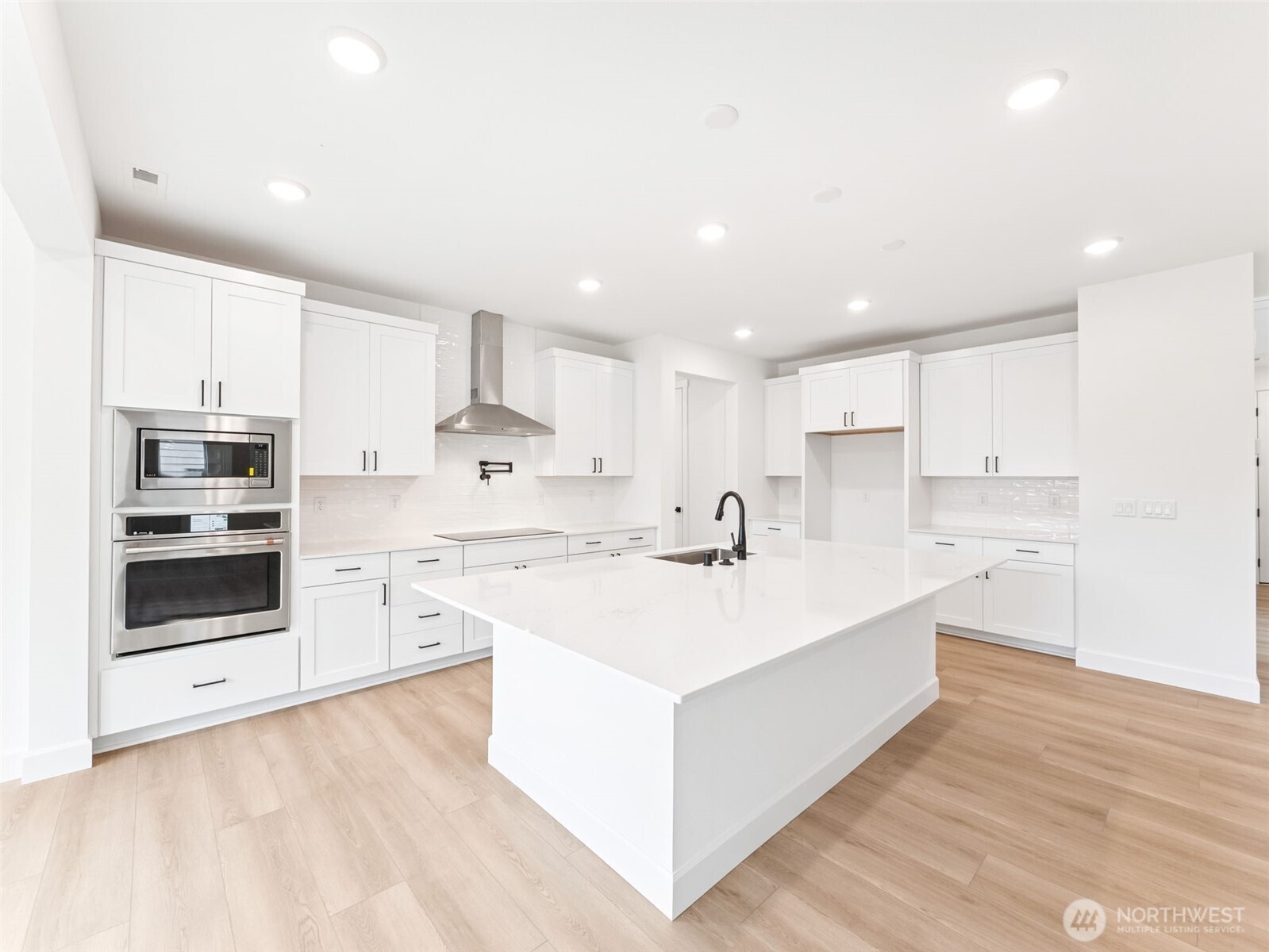 20259 145th Street E 856
