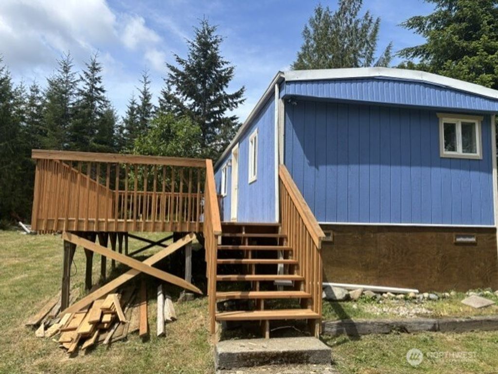 Photo of 170 E Skookum Drive, Shelton, WA 98584 (MLS # 2528094)