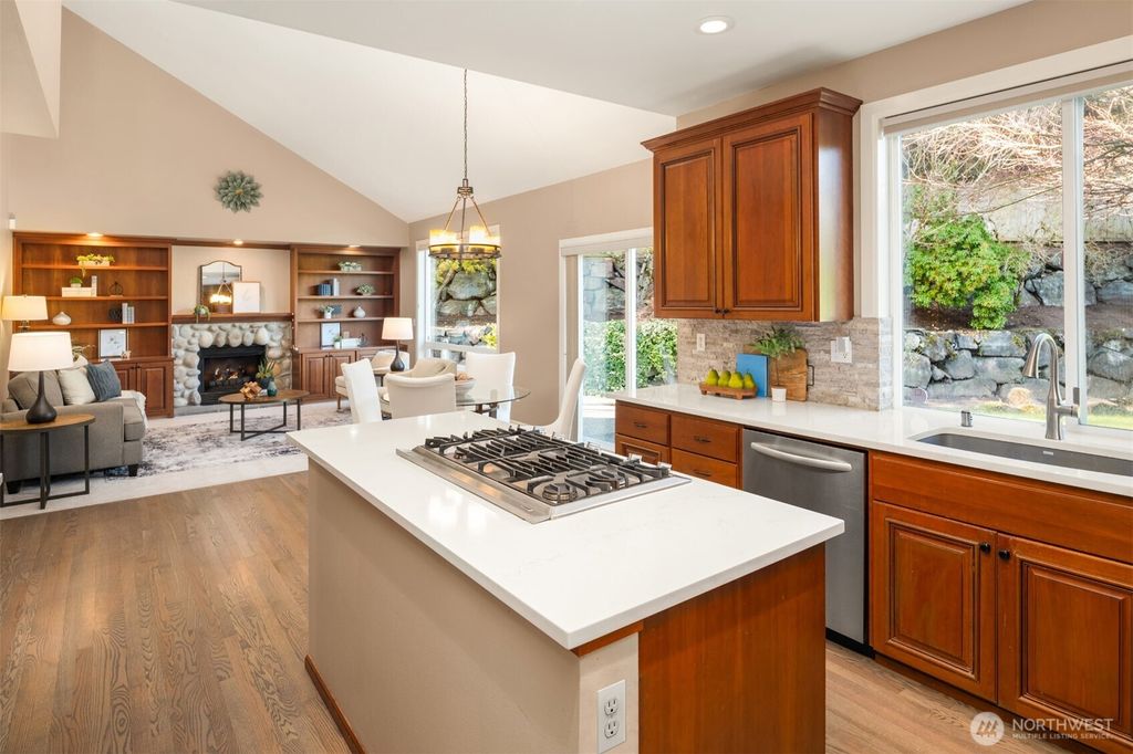 Photo of 2303 Lyons Avenue NE, Renton, WA 98059 (MLS # 2478418)