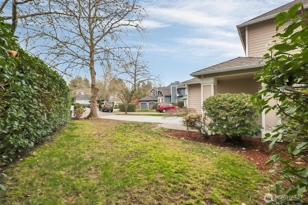 Photo of 8703 NE 144th Court, Kirkland, WA 98034 (MLS # 2448508)