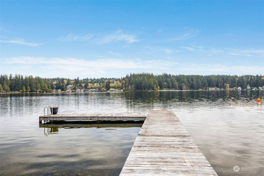 Photo of 15521 Sturtevant Avenue, Stanwood, WA 98292 (MLS # 2060868)
