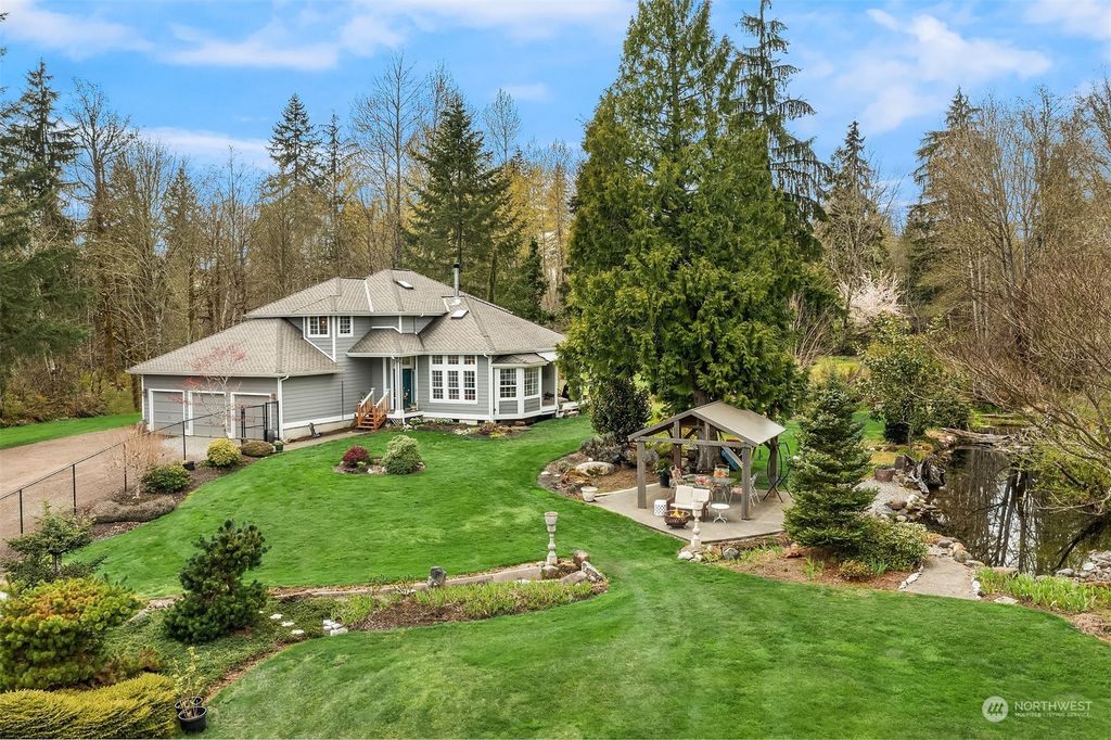 Photo of 11311 W Lake Joy Drive NE, Carnation, WA 98014 (MLS # 2068291)