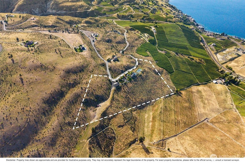 Photo of 340 Hawks Meadow Road, Chelan, WA 98816 (MLS # 2547897)