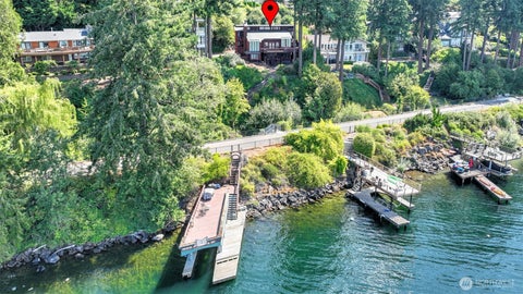Photo of 2305 E Lake Sammamish Place SE, Sammamish, WA 98075 (MLS # 2553471)