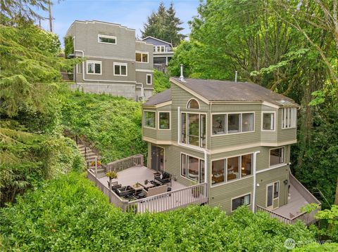 2114 Walnut Avenue SW, Seattle, WA 98116 - MLS#: 2373551