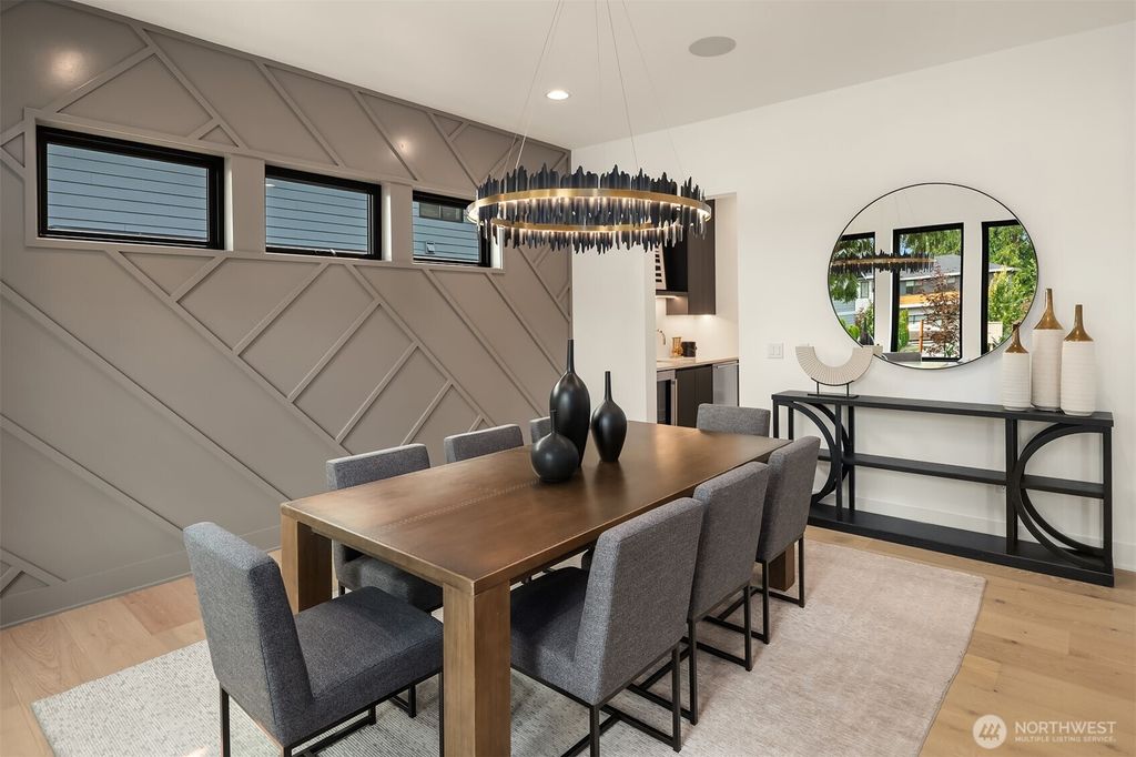 Photo of 10411 NE 28th Place, Bellevue, WA 98004 (MLS # 2429262)