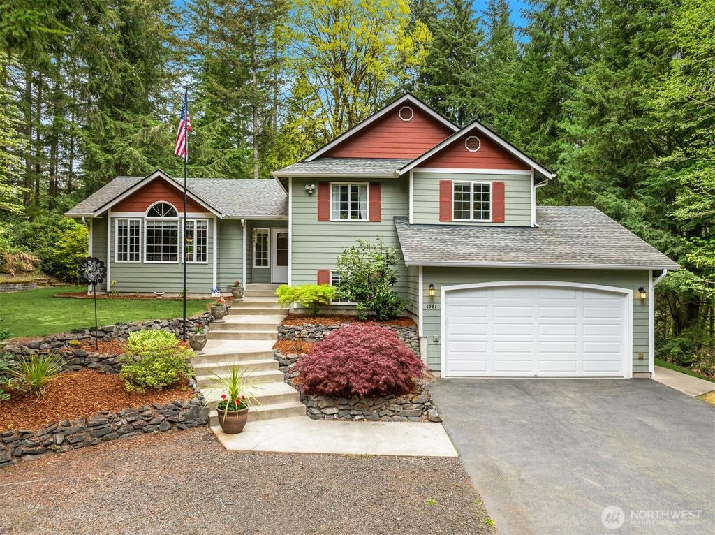 Photo of 1581 SE Dews Lane, Port Orchard, WA 98367 (MLS # 2512949)