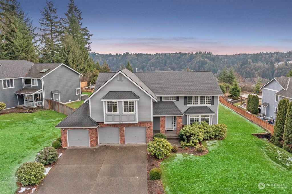 Photo of 14539 144TH Place SE, Renton, WA 98059 (MLS # 2020156)