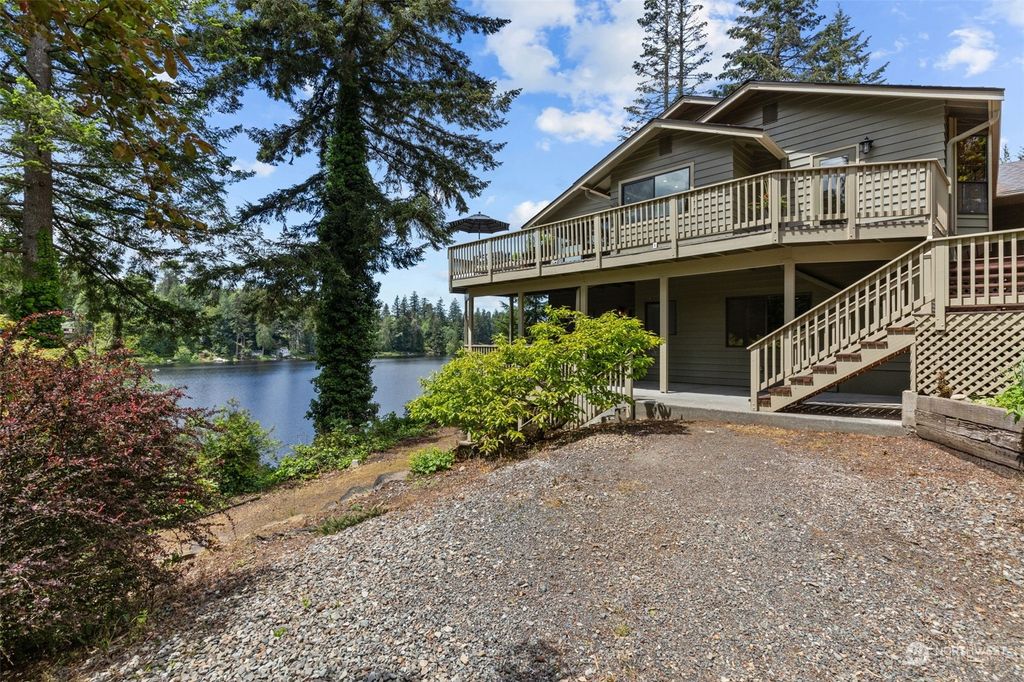 Photo of 6326 195th Avenue SE, Snohomish, WA 98290 (MLS # 2246516)