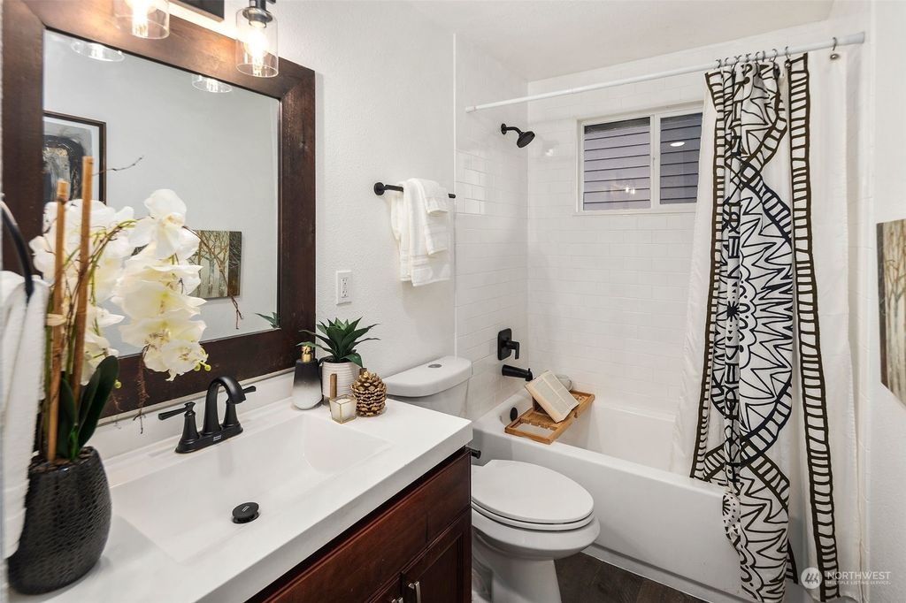 listing image 9361655544838260707
