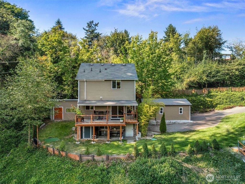 Photo of 21216 Des Moines Memorial Dr S Dr, Des Moines, WA 98198 (MLS # 2430377)