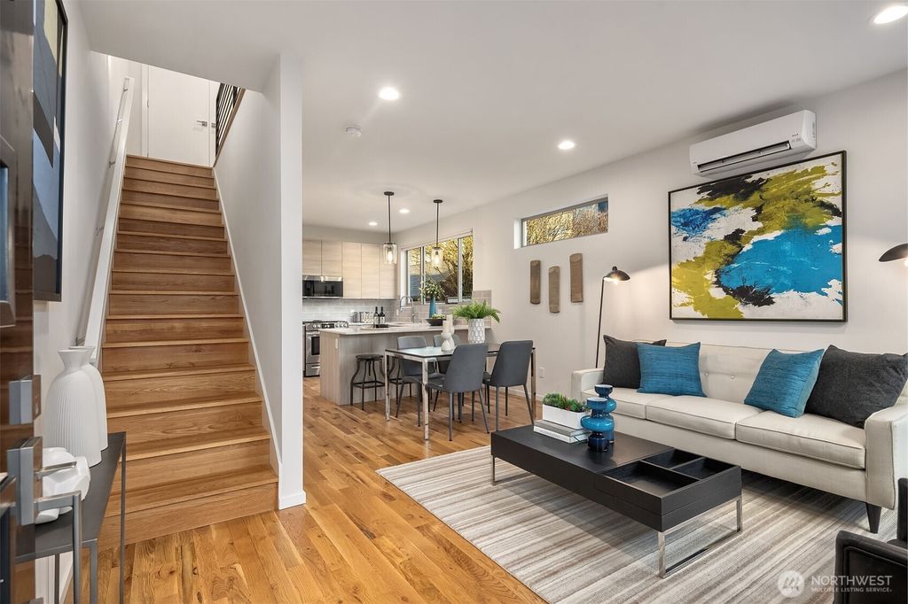 Photo of 4123 Wallingford Avenue N, Seattle, WA 98103 (MLS # 2339191)