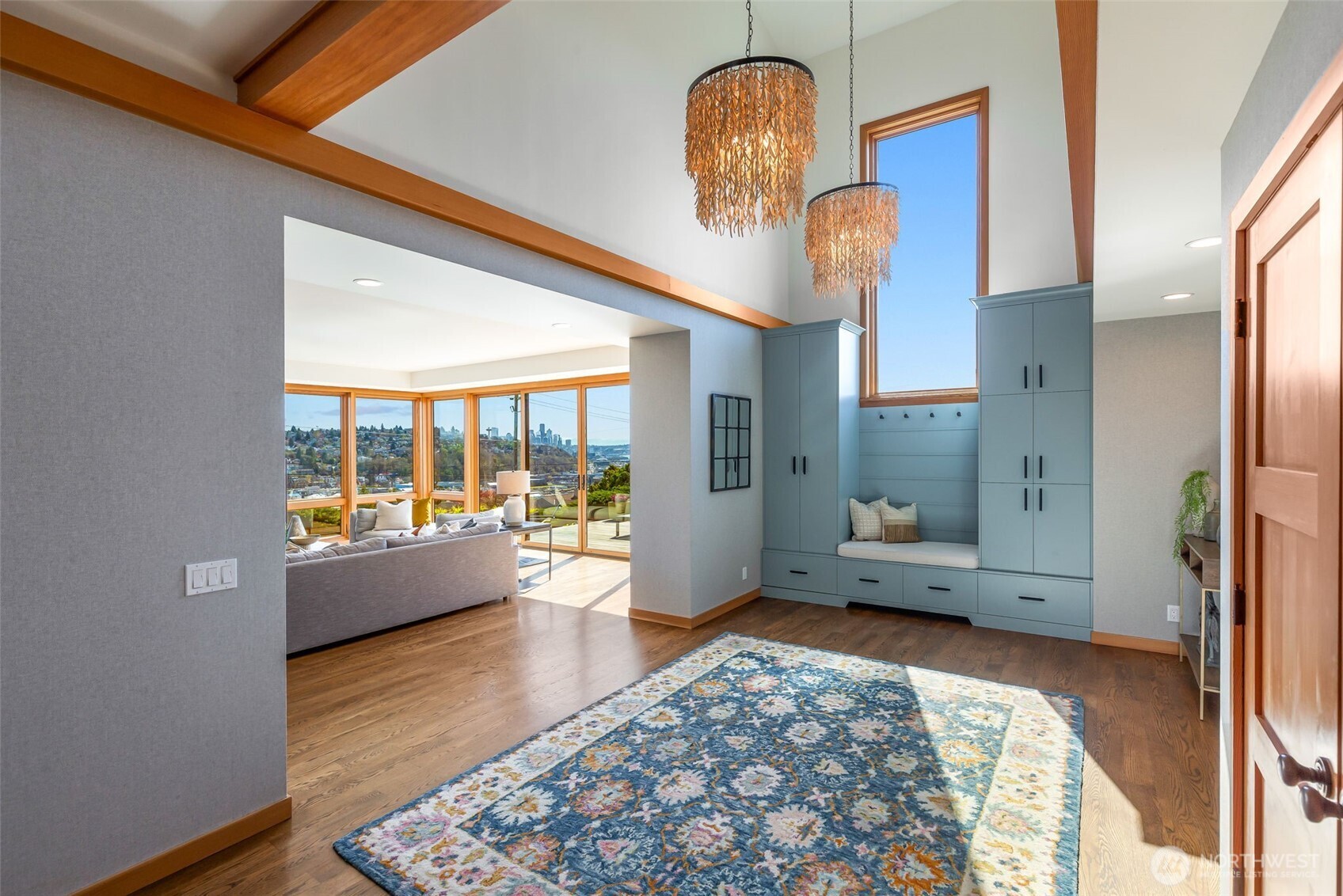 2506 W Halladay Street