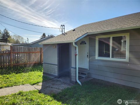 Photo of 123 Acorn Street, Bremerton, WA 98310 (MLS # 2510550)