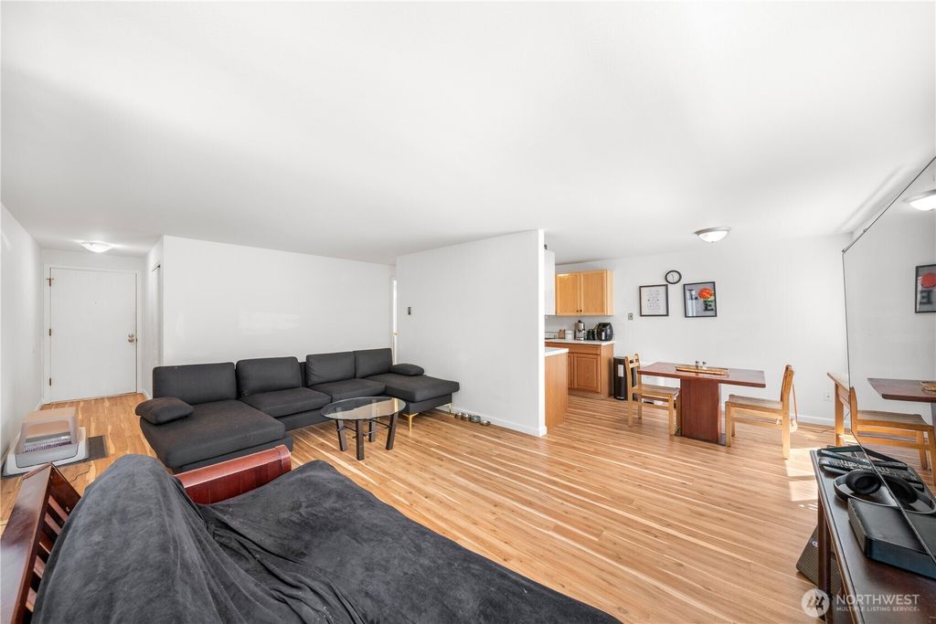 Photo of 11556 Greenwood Avenue N #105, Seattle, WA 98133 (MLS # 2401253)