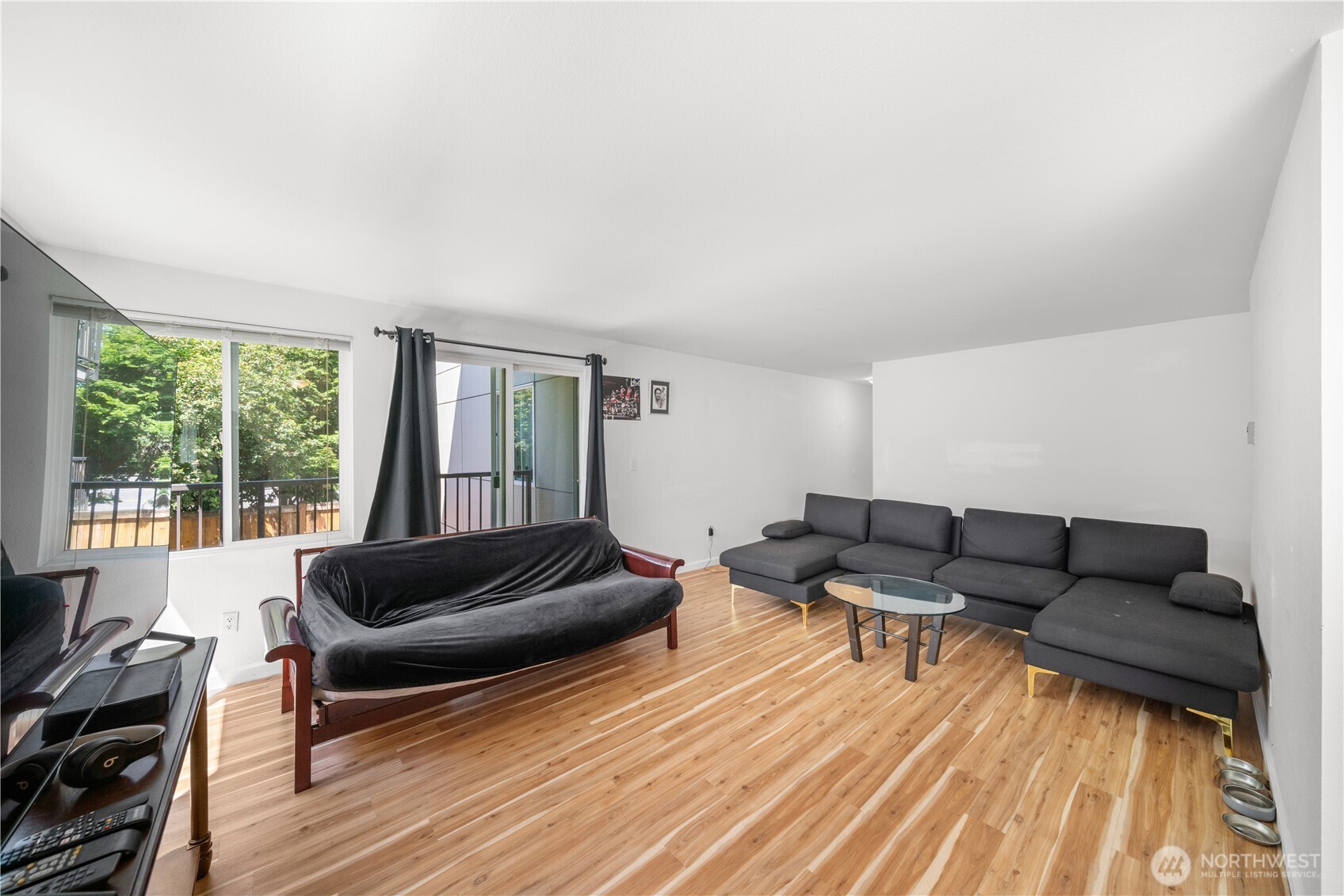 11556 Greenwood Avenue N 105