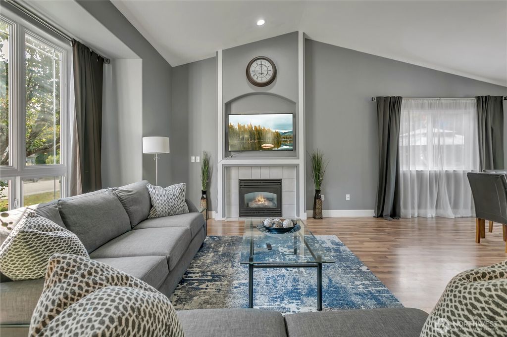 Photo of 21646 SE 239th Place, Maple Valley, WA 98038 (MLS # 2432055)