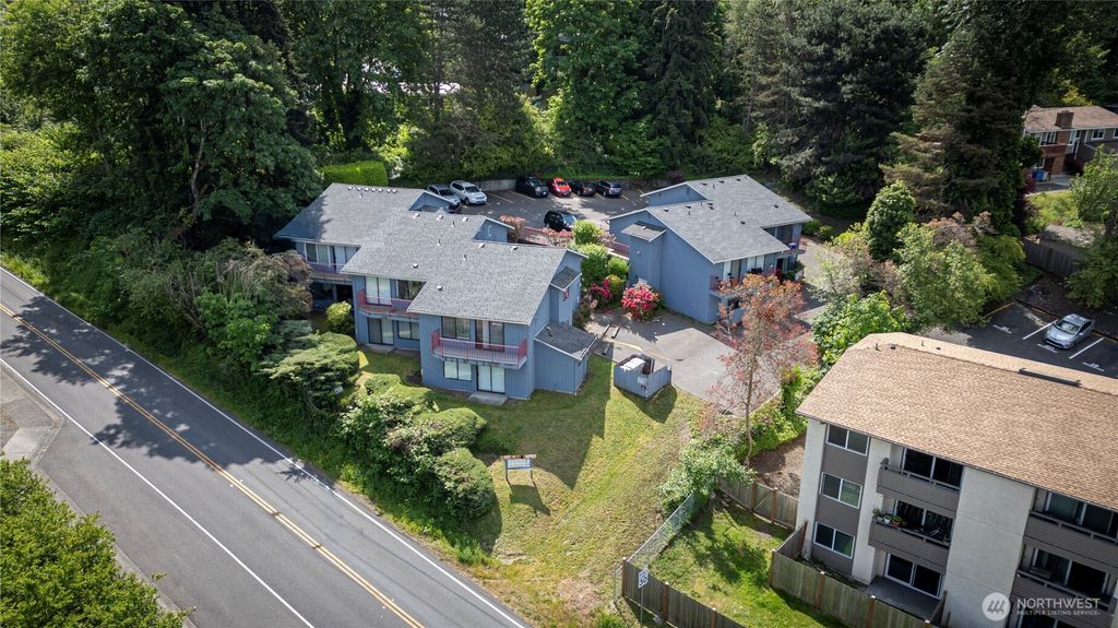 Photo of 108 Kensington Avenue SW, Kent, WA 98030 (MLS # 2530607)