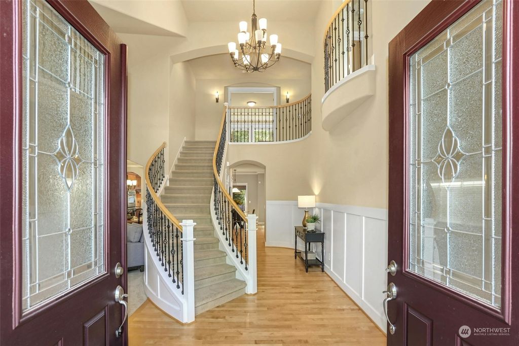 Photo of 3105 222nd Court SE, Sammamish, WA 98075 (MLS # 2243411)