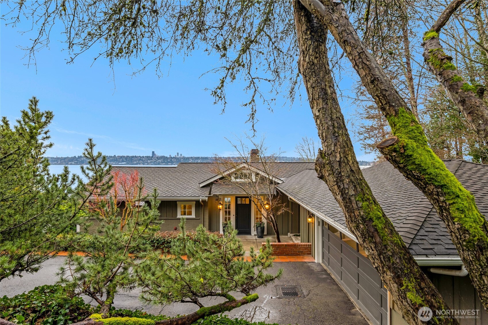 1810 NE 73rd Avenue NE