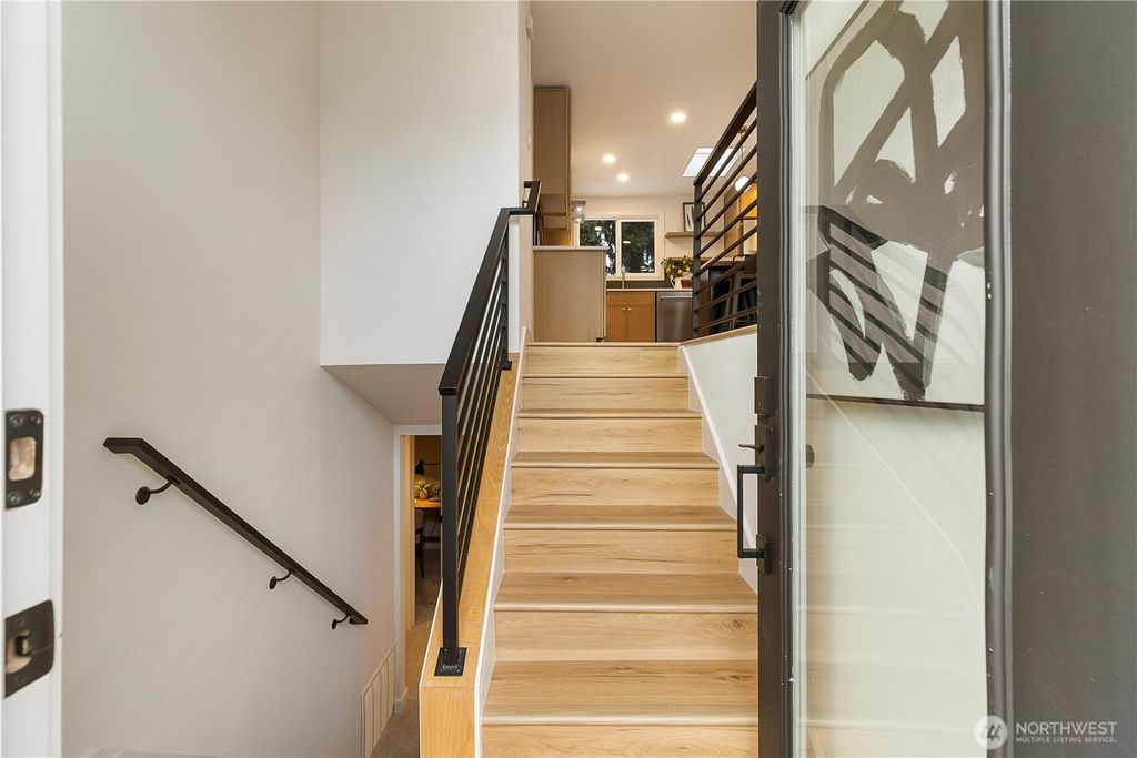 Photo of 1831 201st Place SW, Lynnwood, WA 98036 (MLS # 2469272)