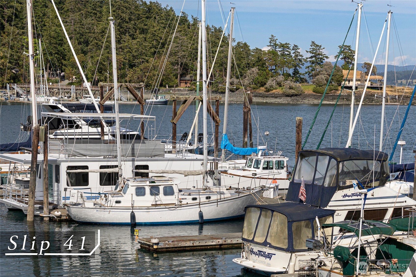 620 Warbass Way 41