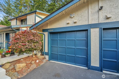 Photo of 31721 47th Lane SW #C, Federal Way, WA 98023 (MLS # 2541736)
