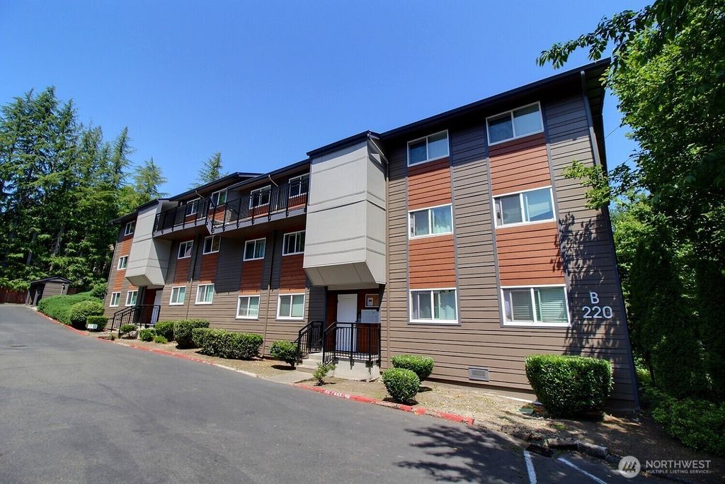 Photo of 220 SW Clark Street #B303, Issaquah, WA 98027 (MLS # 2388011)