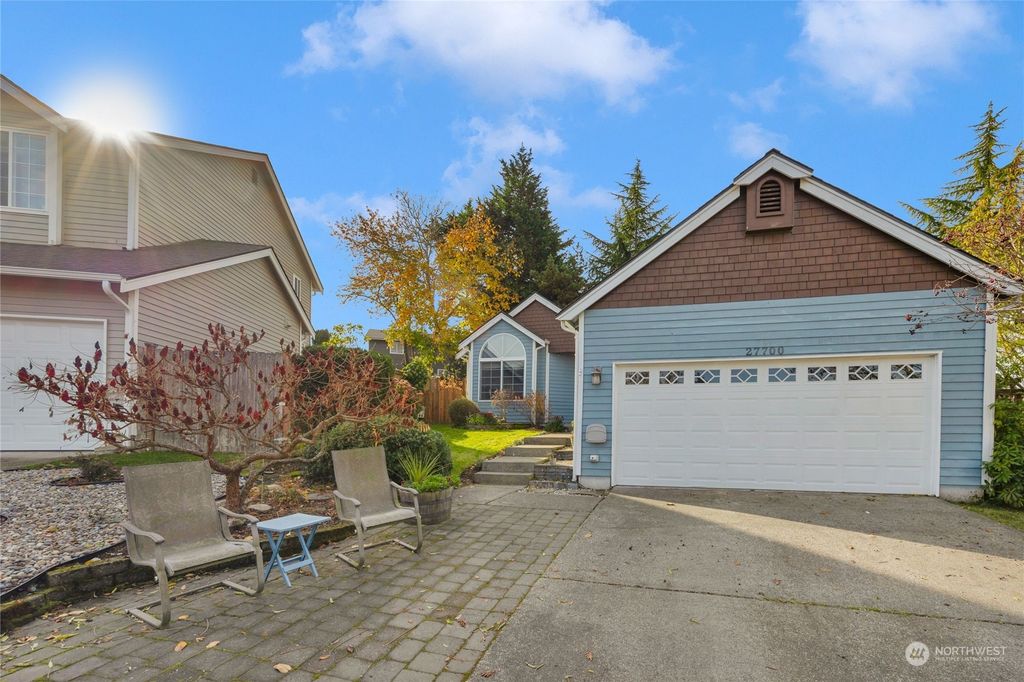 Photo of 27700 23rd Avenue S, Federal Way, WA 98003 (MLS # 2309144)