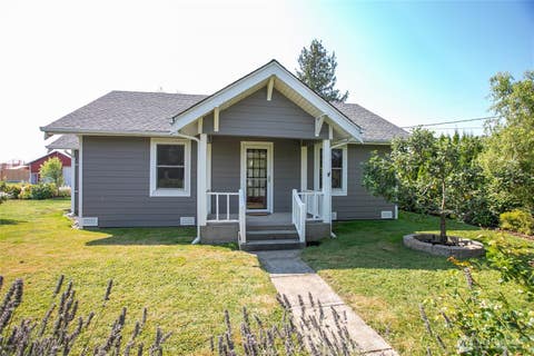 Photo of 208 Mead Avenue, Everson, WA 98247 (MLS # 2567547)