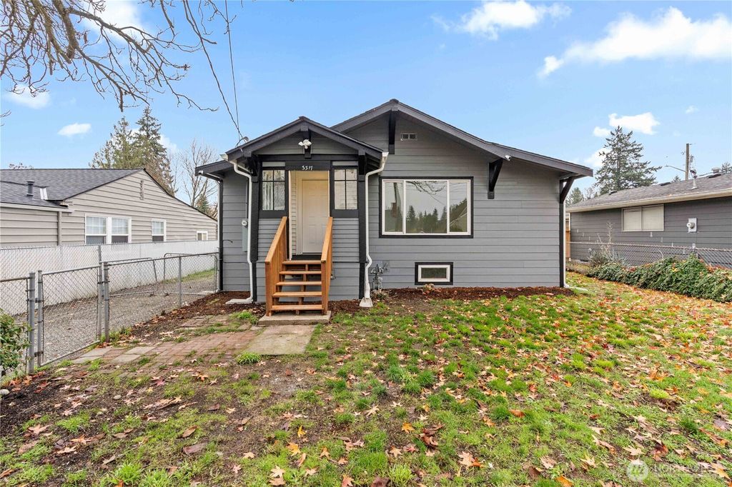 Photo of 3317 S Madison Street, Tacoma, WA 98409 (MLS # 2453069)