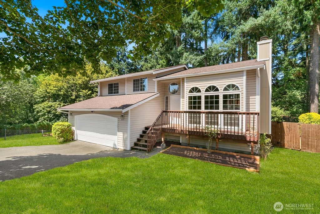 Photo of 4272 SW 337th Place, Federal Way, WA 98023 (MLS # 2414356)