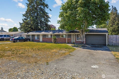 Photo of 1644 120th Street S, Tacoma, WA 98444 (MLS # 2561244)