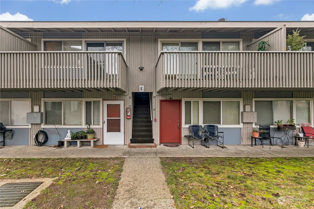 Photo of 9623 S 248th Street #E16, Kent, WA 98030 (MLS # 2323874)