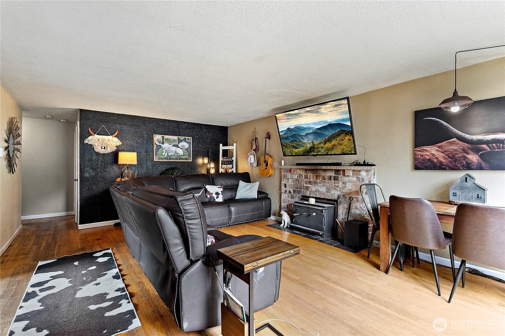 Photo of 7402 E F St ST, Tacoma, WA 98404 (MLS # 2560521)