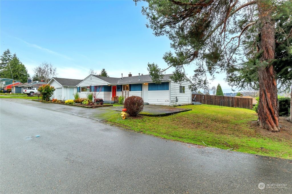 Photo of 8114 S 112th Street, Seattle, WA 98178 (MLS # 2318444)