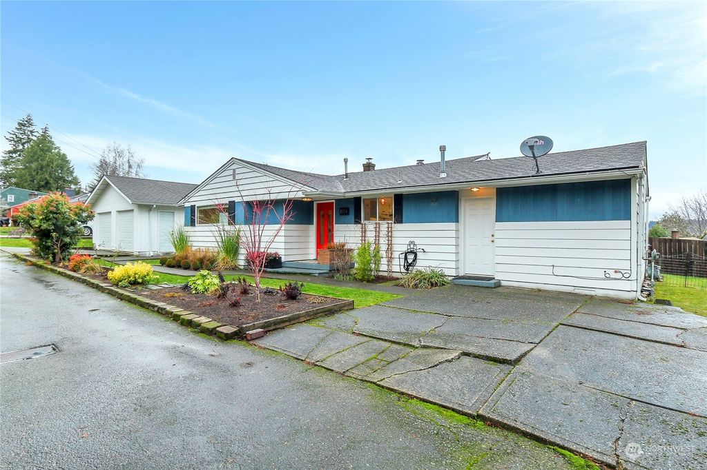 Photo of 8114 S 112th Street, Seattle, WA 98178 (MLS # 2318444)