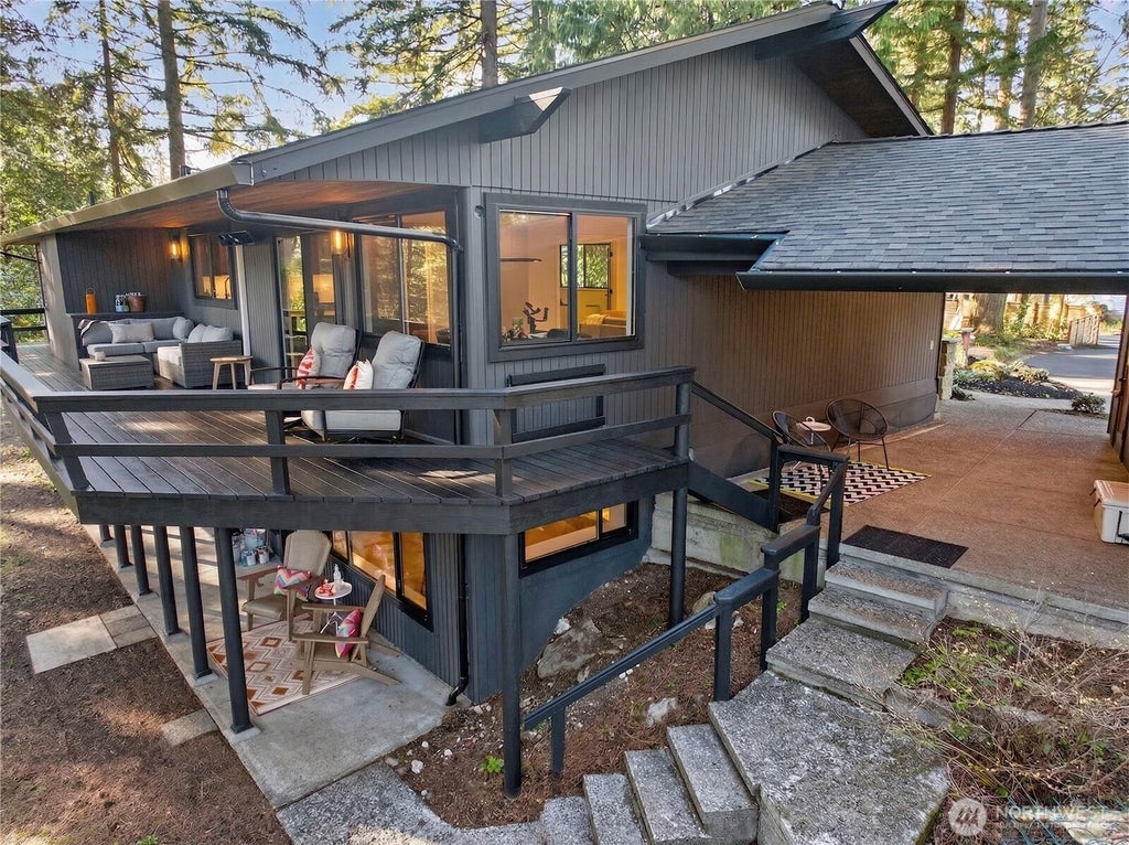 Photo of 22016 Vine Road, Brier, WA 98036 (MLS # 2583311)