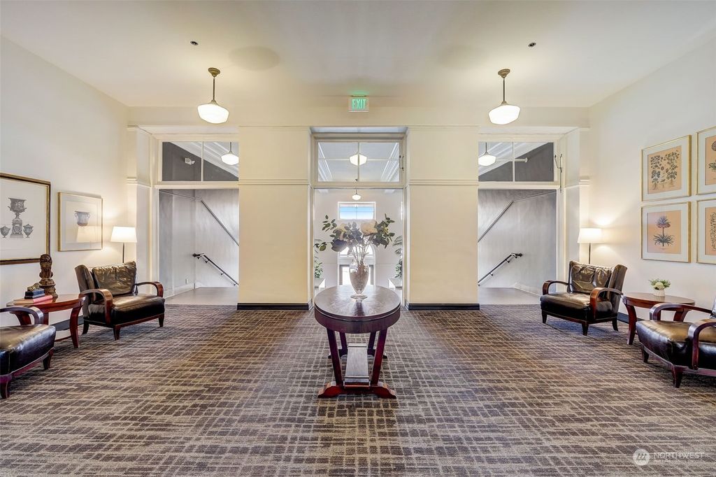 Photo of 201 Galer Street #331, Seattle, WA 98109 (MLS # 2204708)