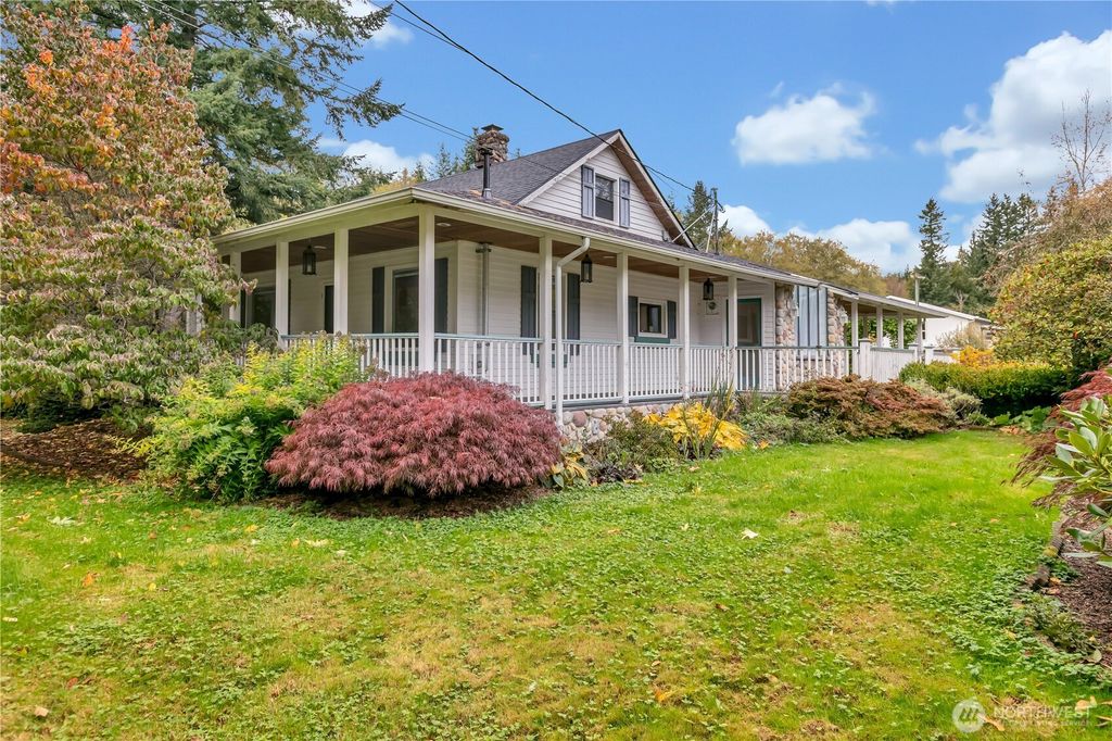 Photo of 1319 Hall Road, Arlington, WA 98223 (MLS # 2447326)