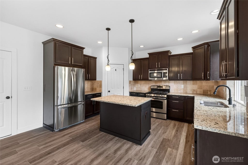 Photo of 18209 5th Avenue Ct E, Spanaway, WA 98387 (MLS # 2537523)