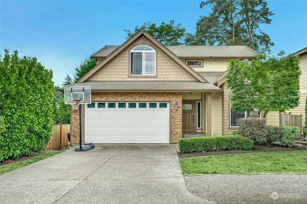 Photo of 1015 N 29th Street, Renton, WA 98056 (MLS # 2280584)