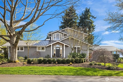 Photo of 8429 NE 7th Street, Medina, WA 98039 (MLS # 2529710)