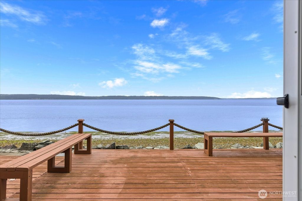 Photo of 1085 Rockaway Lane, Camano Island, WA 98282 (MLS # 2527611)