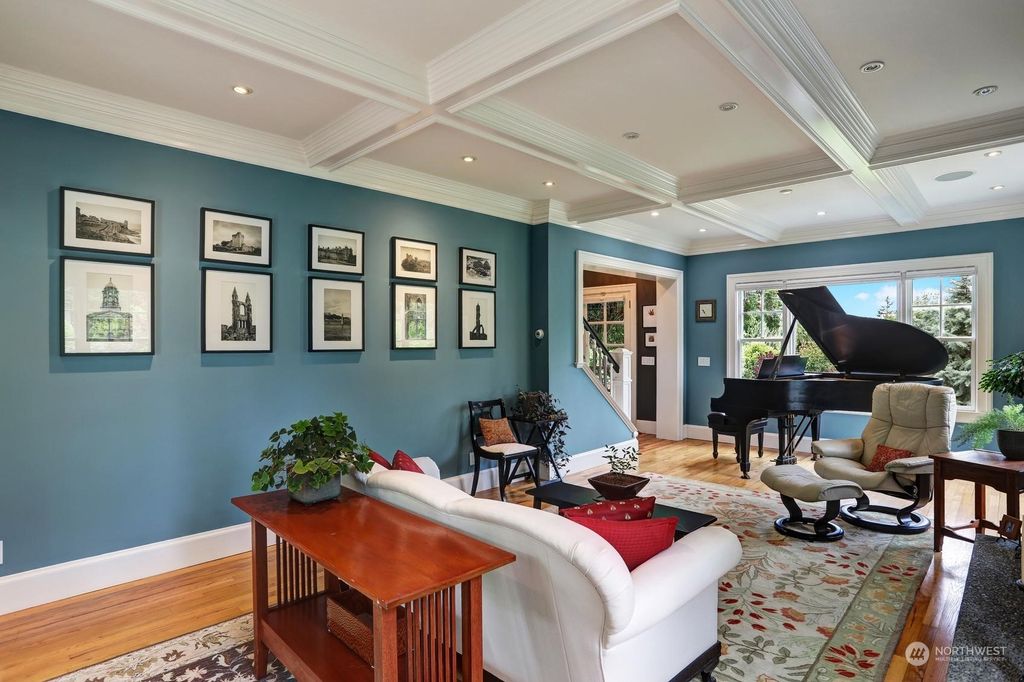 Photo of 7219 Soundview Drive, Edmonds, WA 98026 (MLS # 2127055)