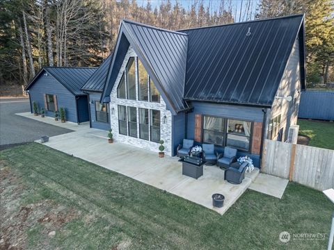 MLS: 2326532