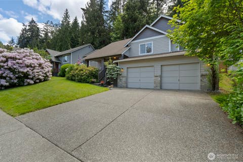 Photo of 6108 133rd Place SW, Edmonds, WA 98026 (MLS # 2492697)