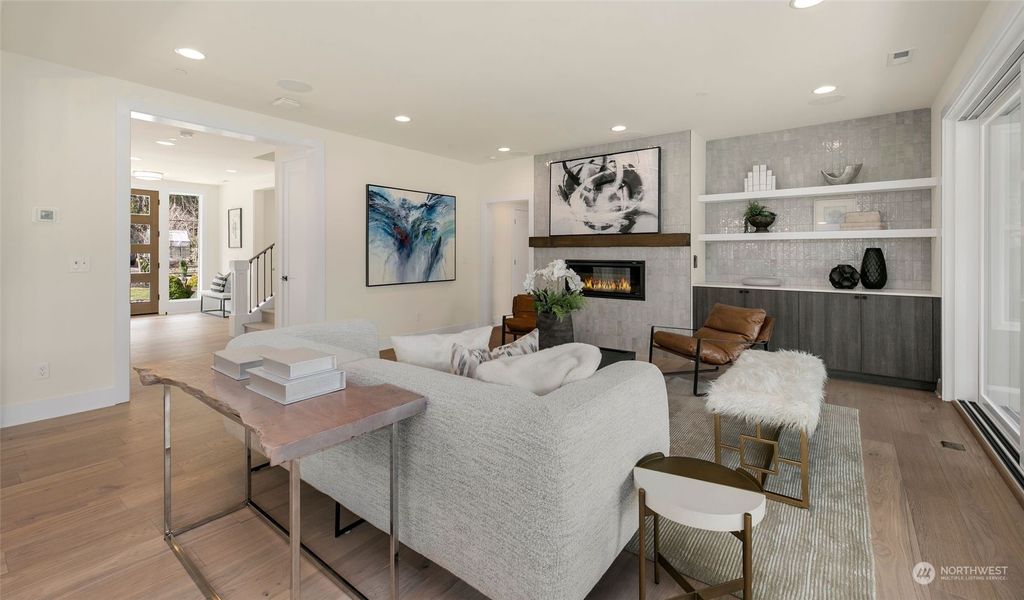 Photo of 3922 154th Avenue SE, Bellevue, WA 98006 (MLS # 2045085)